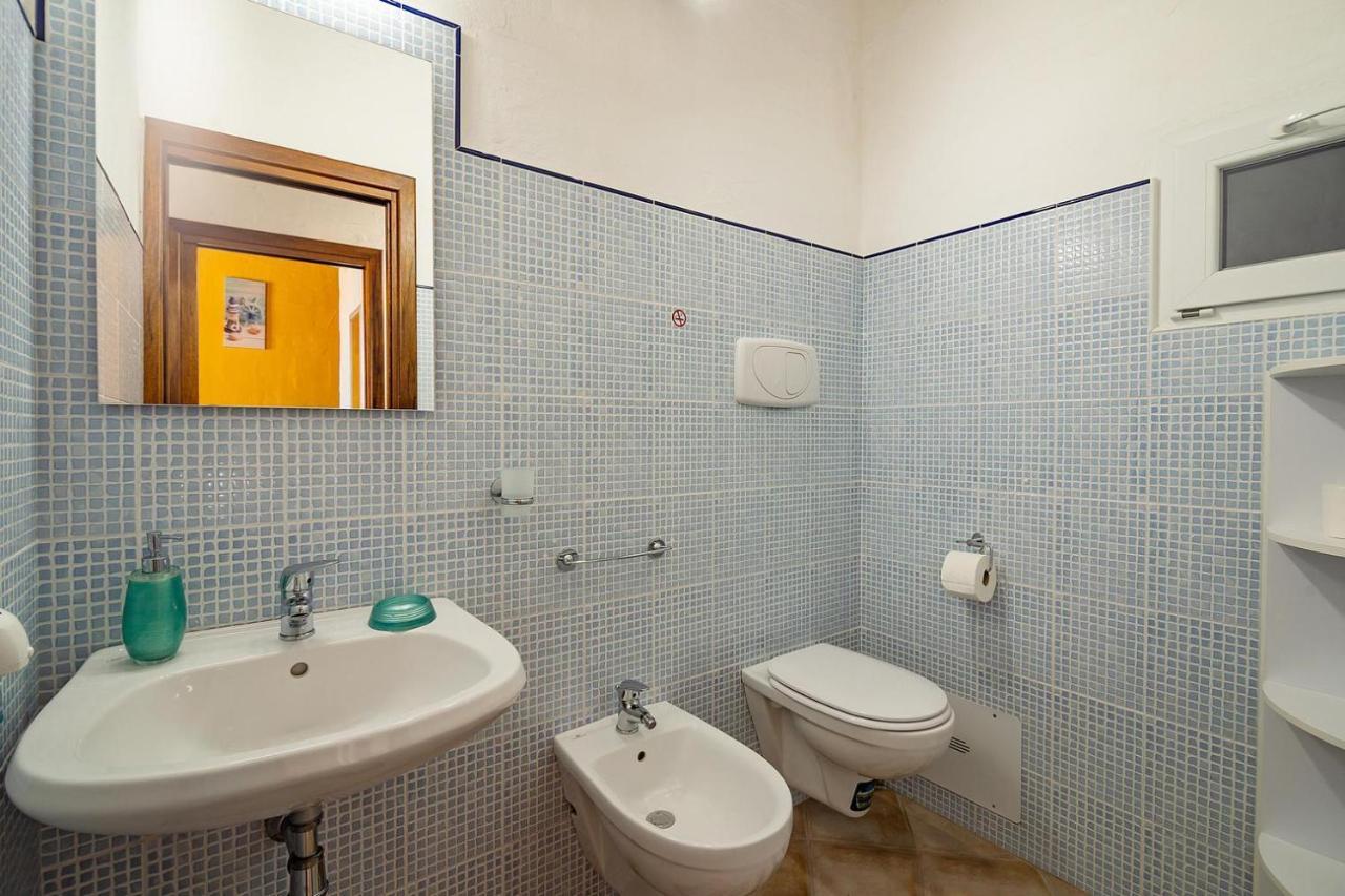 L'Estasi Tanca Piras A Bordo Piscina Con Vista Mare Villa Nebida Exterior photo